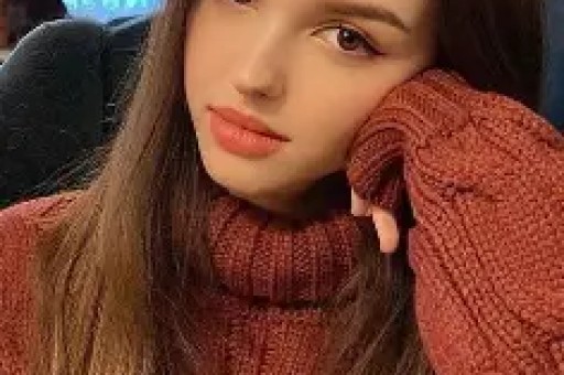 不到24小时娱乐圈又出三大八卦顶流小花、男星带女儿见情人